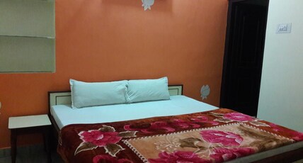 Keshav Palace Pushkar Room Type - Deluxe Room with AC - Rooms on First Floor