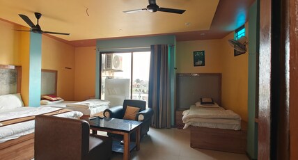 Hotel Bhavya Darbar and restaurant Room Type - AC SUPER DELUXE