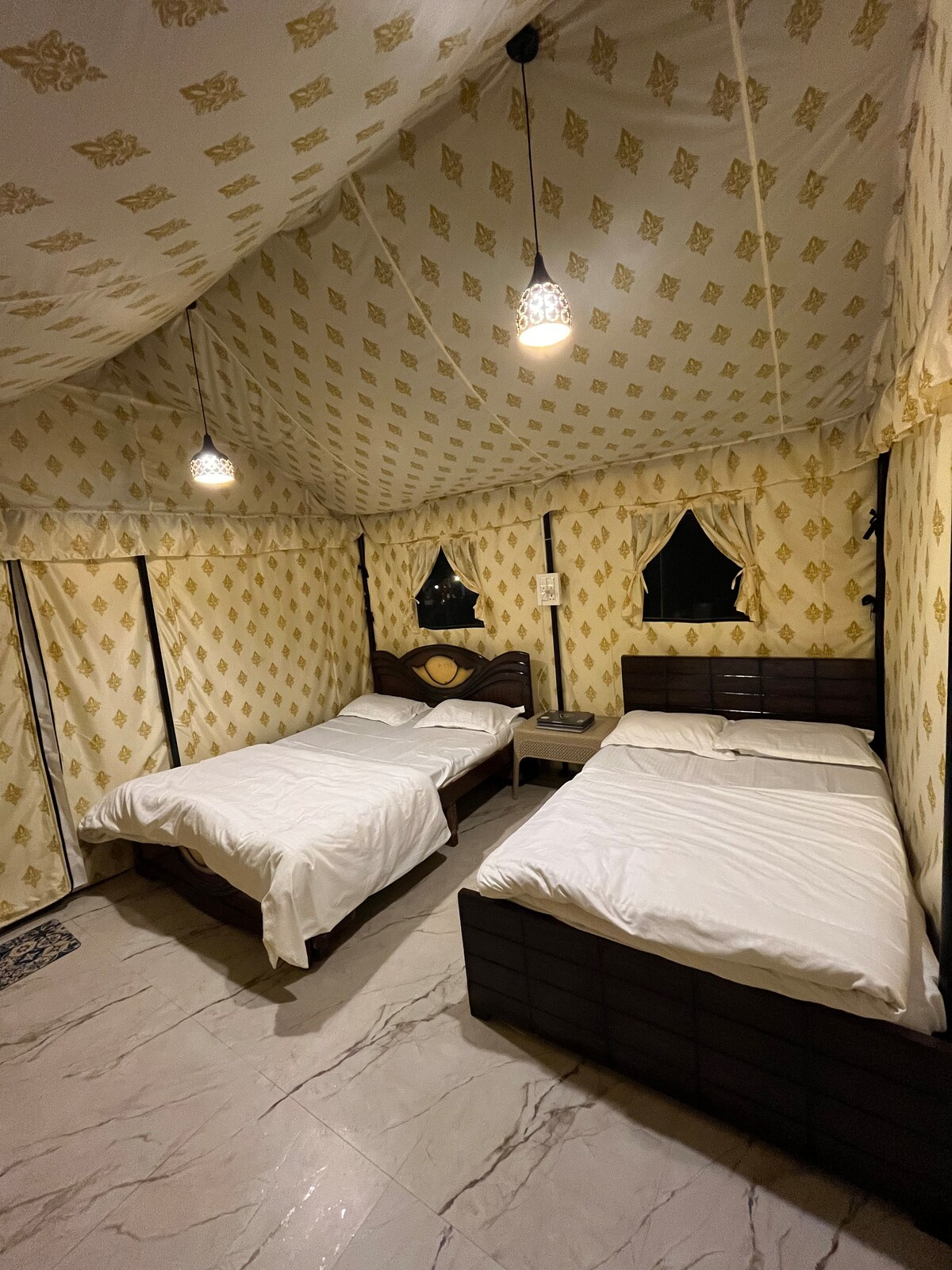 Tausco Swiss Cottage Tent Mountain View - Tap to explore photos