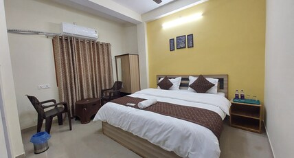 Hotel Manor Residency Room Type - King Room