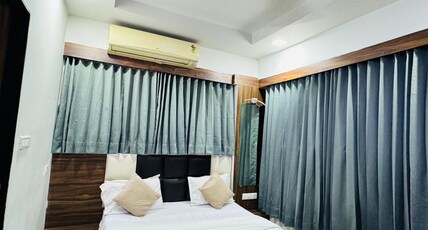 Hotel Sunvilla Room Type - Deluxe Ac