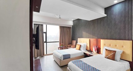 Clubhouse Vytilla by CheckIn, Kochi Room Type - Deluxe Twin Room