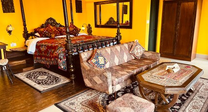 Habba Kadal Kashmiri Heritage Hotel Room Type - Skyline Luxury Rooms