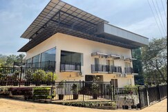 MISTY LAGOONS VYTHIRI