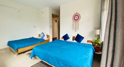 Rahgir Hostel Room Type - Family Room with Balcony