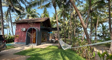 Beachfront & Backwaters 2BHK Villa - Marina B&B Room Type - Marina - The Beachfront & Backwaters Retreat