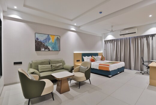 Hotel Elements
