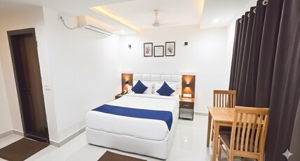 Hotel Skyland Room Type - Deluxe Luxurious Non AC