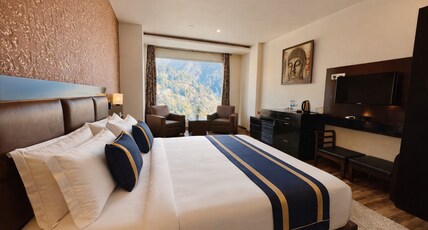 The Vaikunth (Central heated and Air cooled) Dharamshala & Mcleodganj Room Type - Master Room With Mountain View