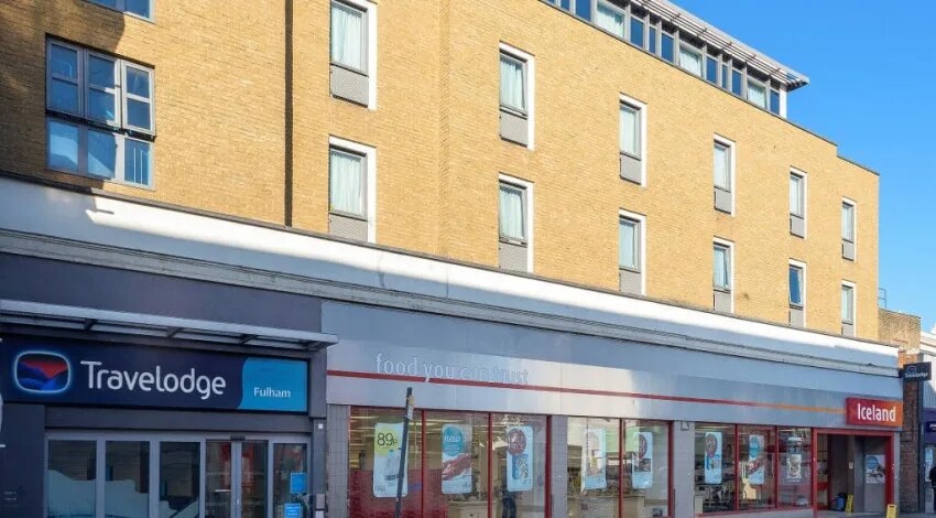 Travelodge London Fulham - Tap to explore photos