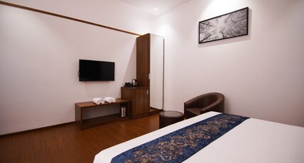 JP Airport Hotel , Kannur Room Type - Deluxe Room