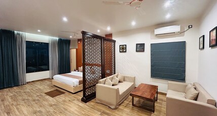 GARV HOTEL & RESORT Room Type - Suite Room With Pool View