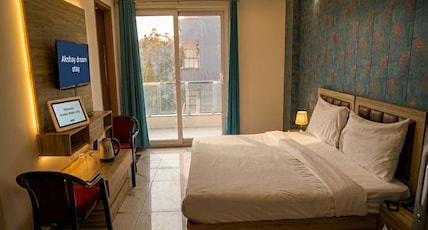 Akshay Dream Stay Room Type - King room with Balcony Akshay Dream Stay Room Type - King room with Balcony