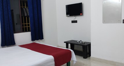 Shukla House Room Type - Bedroom 3