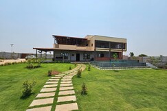 Charleia s Farm