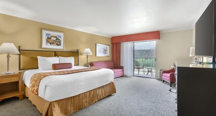 Best Western Plus Arroyo Roble Hotel & Creekside Villas Room Type - 1 King Bed, Hotel Building, Red Rock View, Non-Smoking, Sofabed, Private Balcony, Refrigerator, Full Best Western Plus Arroyo Roble Hotel & Creekside Villas Room Type - 1 King Bed, Hotel Building, Red Rock View, Non-Smoking, Sofabed, Private Balcony, Refrigerator, Full