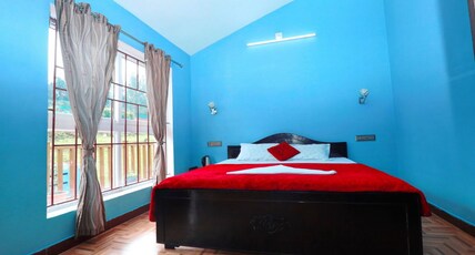 Ooty Guest House Room Type - Super Deluxe Room