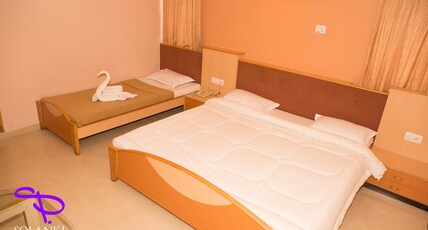 Hotel Natraj Room Type - AC Executive Deluxe