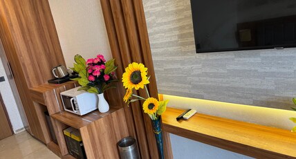 OnlyStay Hotel Omaxe Hazratganj Room Type - Luxury Room With City View