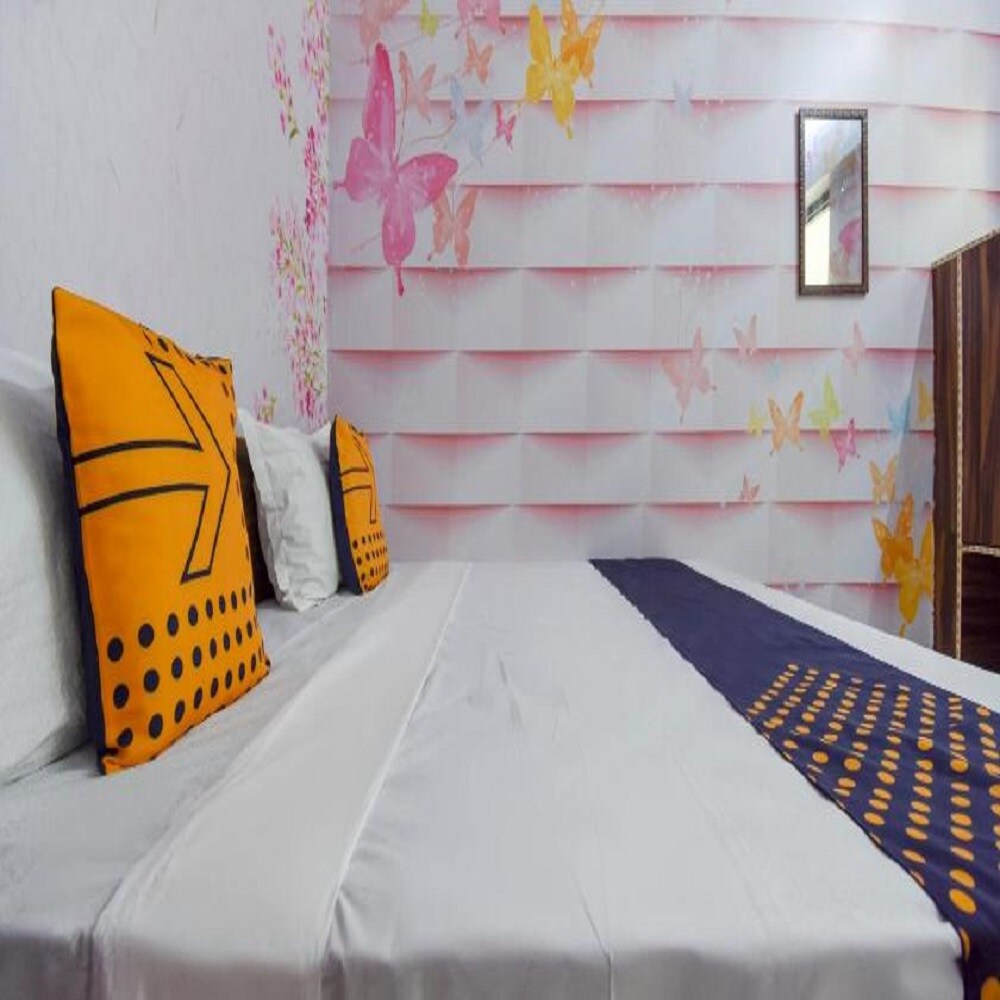 Hotel Adesh - Tap to explore photos