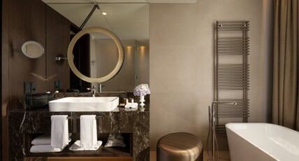 InterContinental Ljubljana Room Type - 1 King Classic High Floor InterContinental Ljubljana Room Type - 1 King Classic High Floor