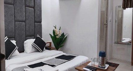 Galaxy Inn Room Type - Deluxe Ac Rooms