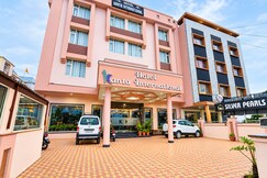 Kanta International (Near katra Railway station)