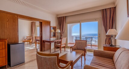 Continental Plaza Beach Resort Room Type - 1 Bedroom Suite Seafront Balcony