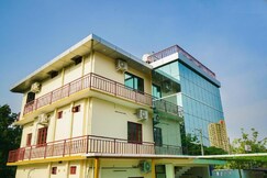 Solo Kalapurayil Residency