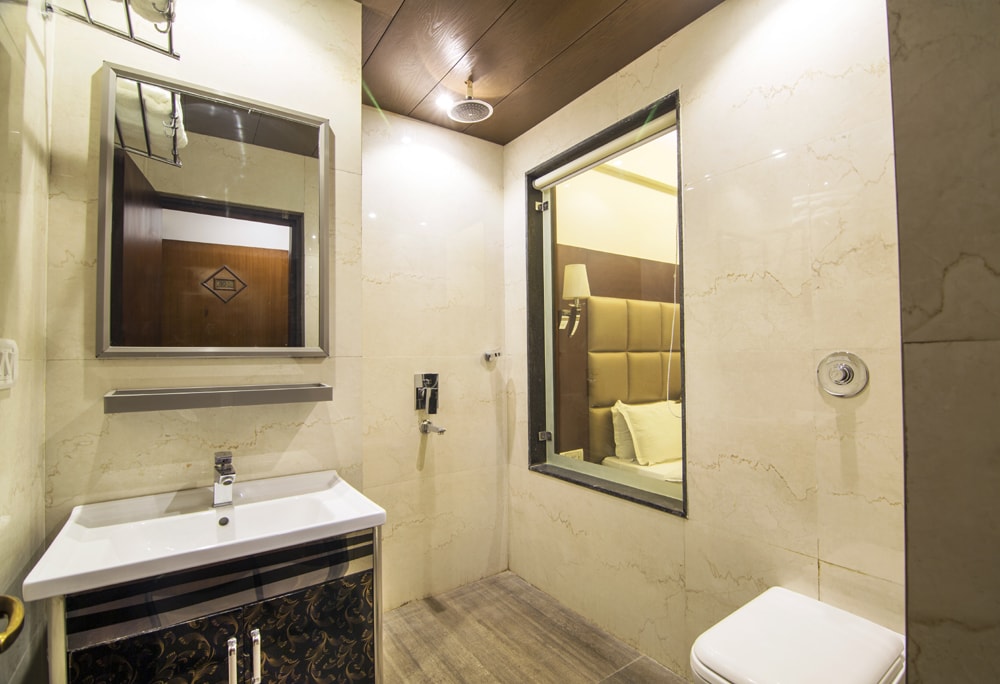 Hotel Abhinandan - Tap to explore photos