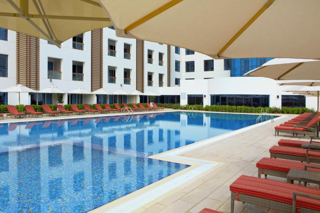 Four Points By Sheraton Al Ain - Tap to explore photos