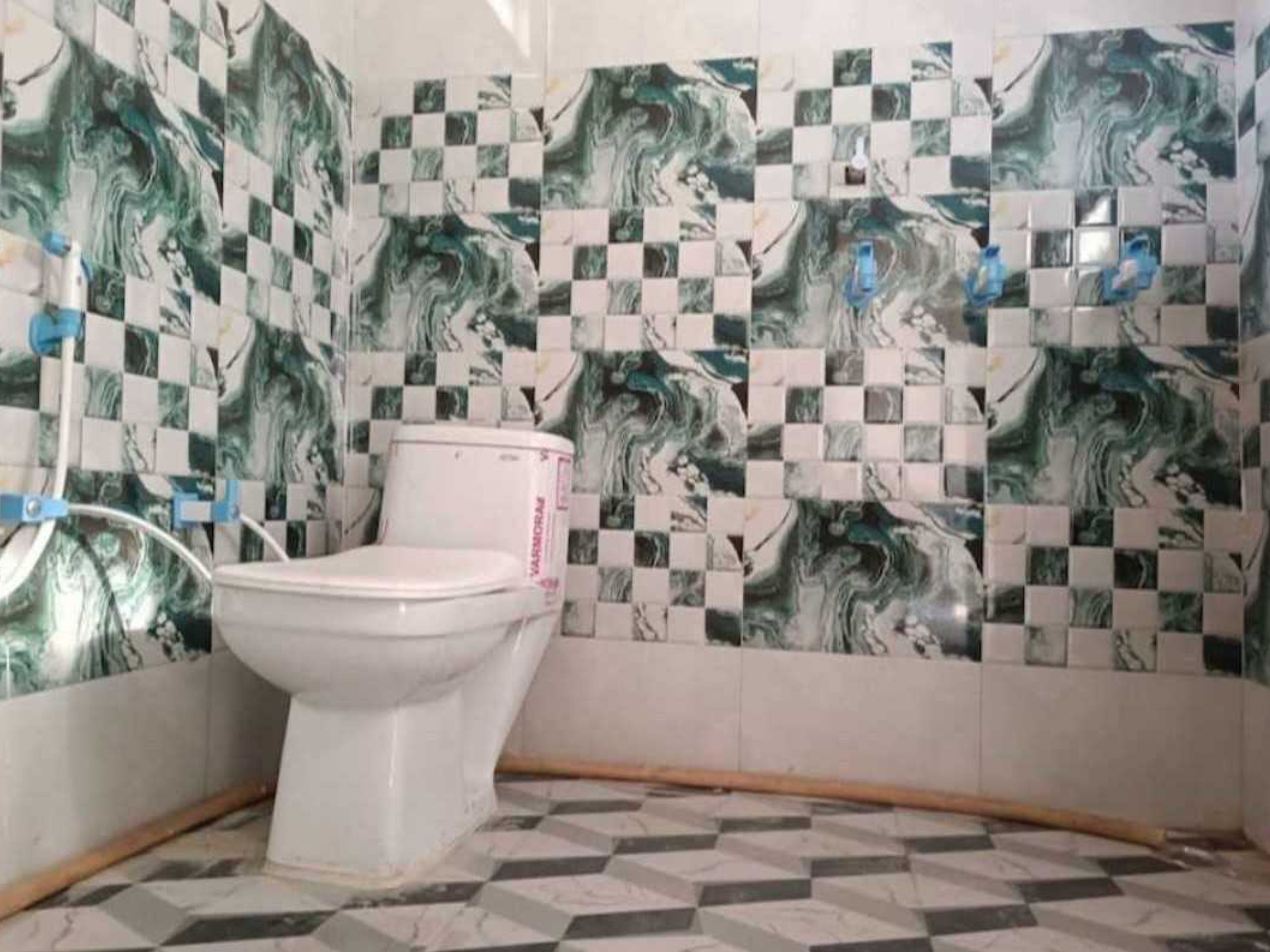 Hotel O 99 - Tap to explore photos