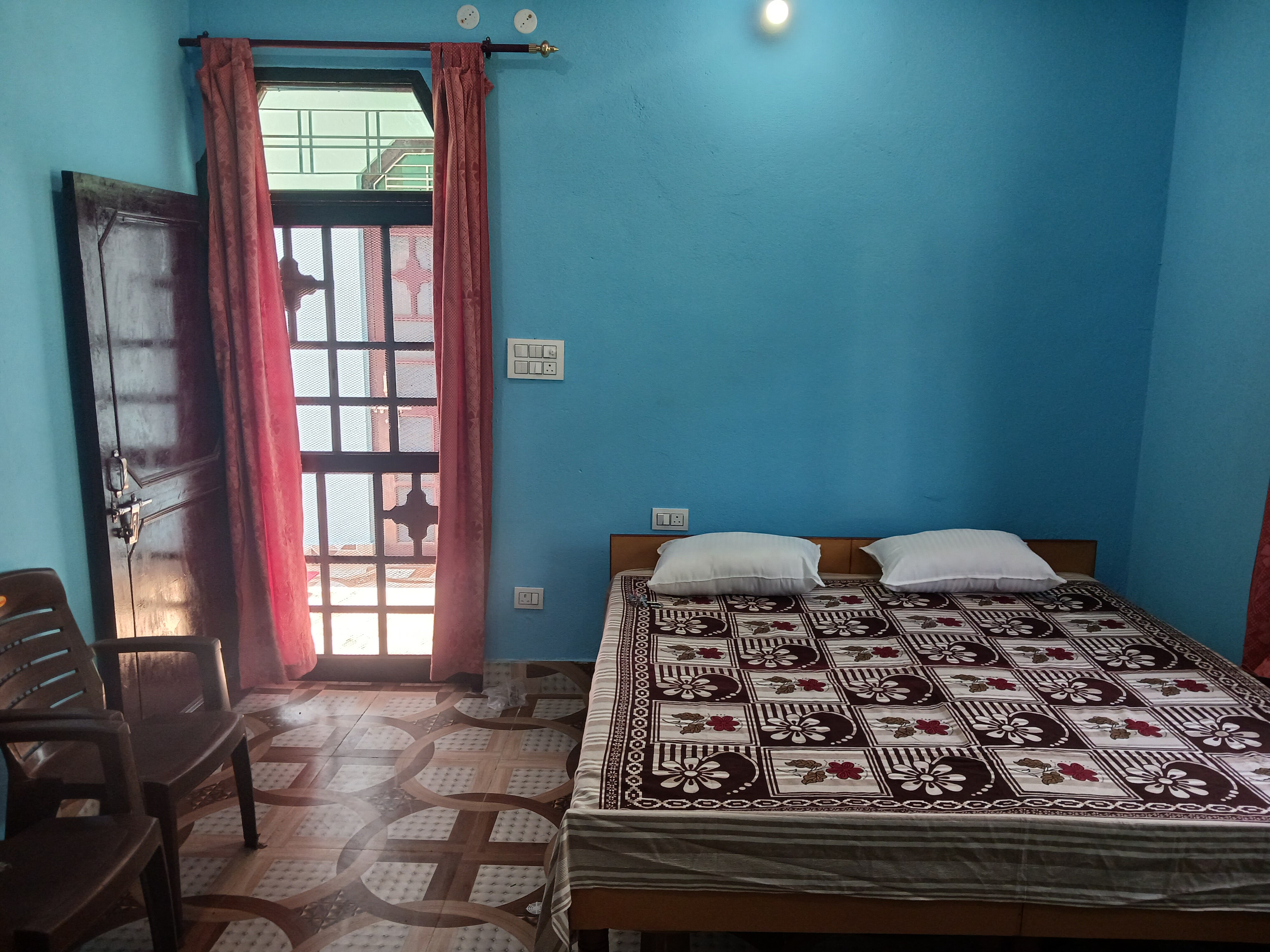 Somesh Homestay - Tap to explore photos