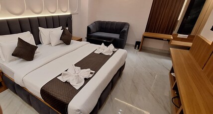HOTEL BHAGWATI GRAND Room Type - Deluxe Room