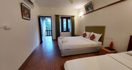The Tiger Paw Resort Room Type - Triple Room