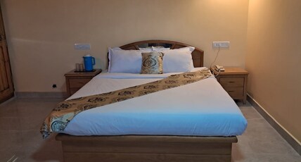 Alcove Beach Resort Room Type - Wooden Chalets