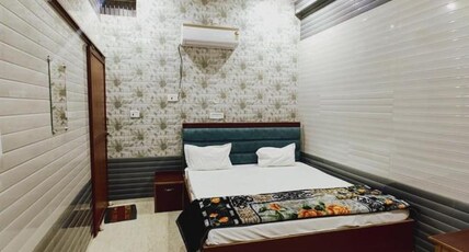 Shree Radhe Inn Homestay Room Type - Deluxe Room