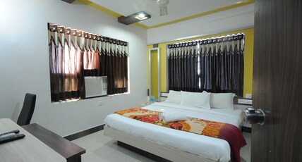 Hotel Gopal Room Type - Super Deluxe Room