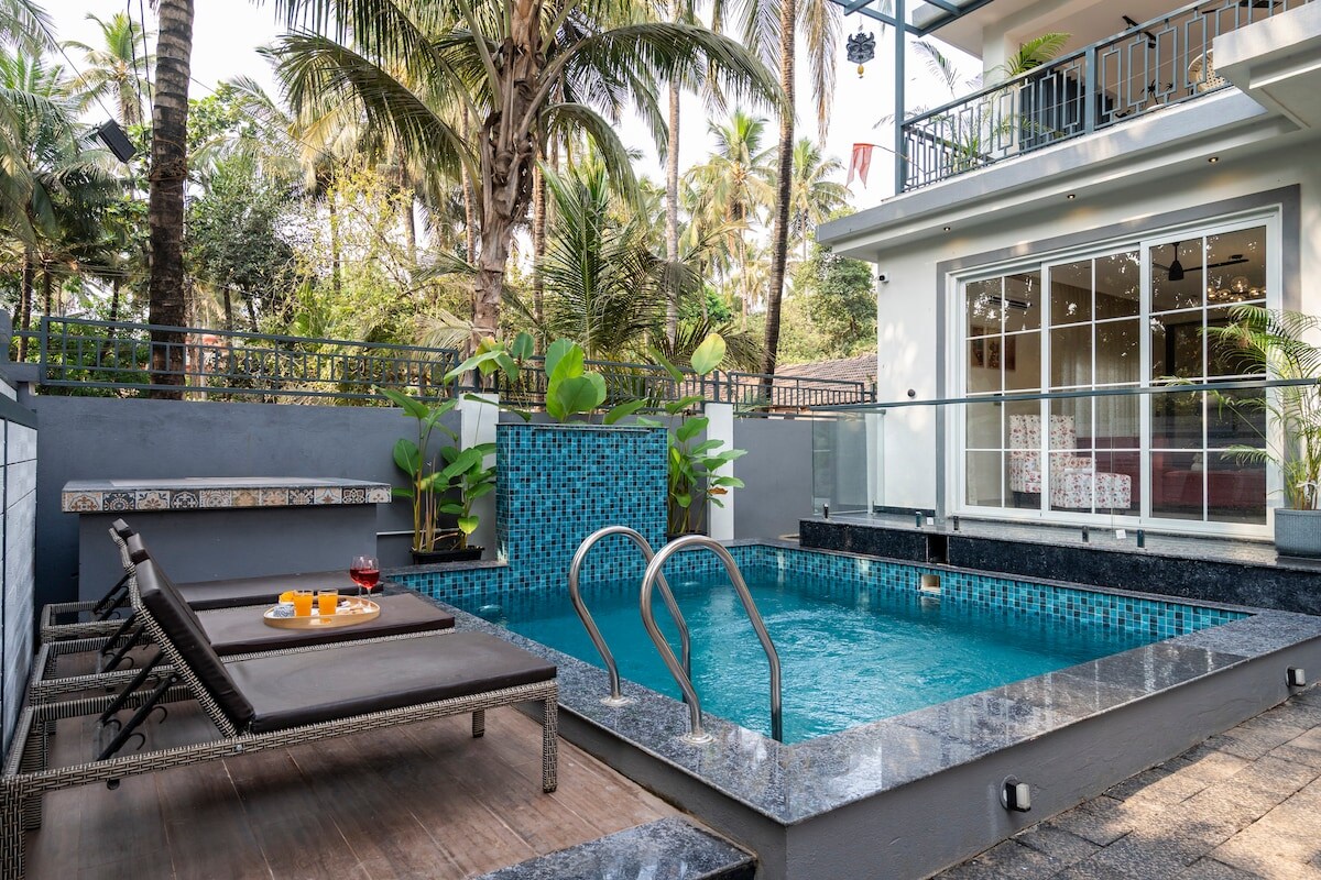 Staymaster Aanshal 4BHK Pvt Pool Villa in Nerul - Tap to explore photos