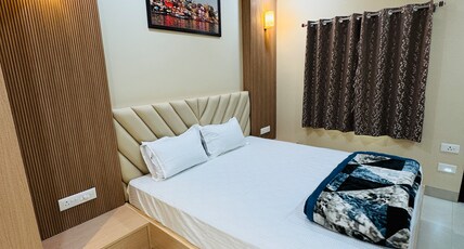 Ganges Heaven  Air Conditioned 3 BHK Room Type - Ganges Heaven Balcony View