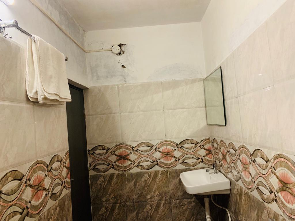 Mandara Homestay | Mountain-view Rooms - Tap to explore photos