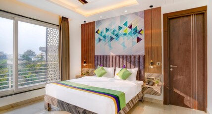 Treebo Corporate Inn Room Type - Deluxe Room