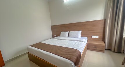 Hotel Elite By Agira Room Type - Deluxe Room