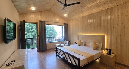 Aqua Forest River Resort Room Type - Deluxe Mountain View