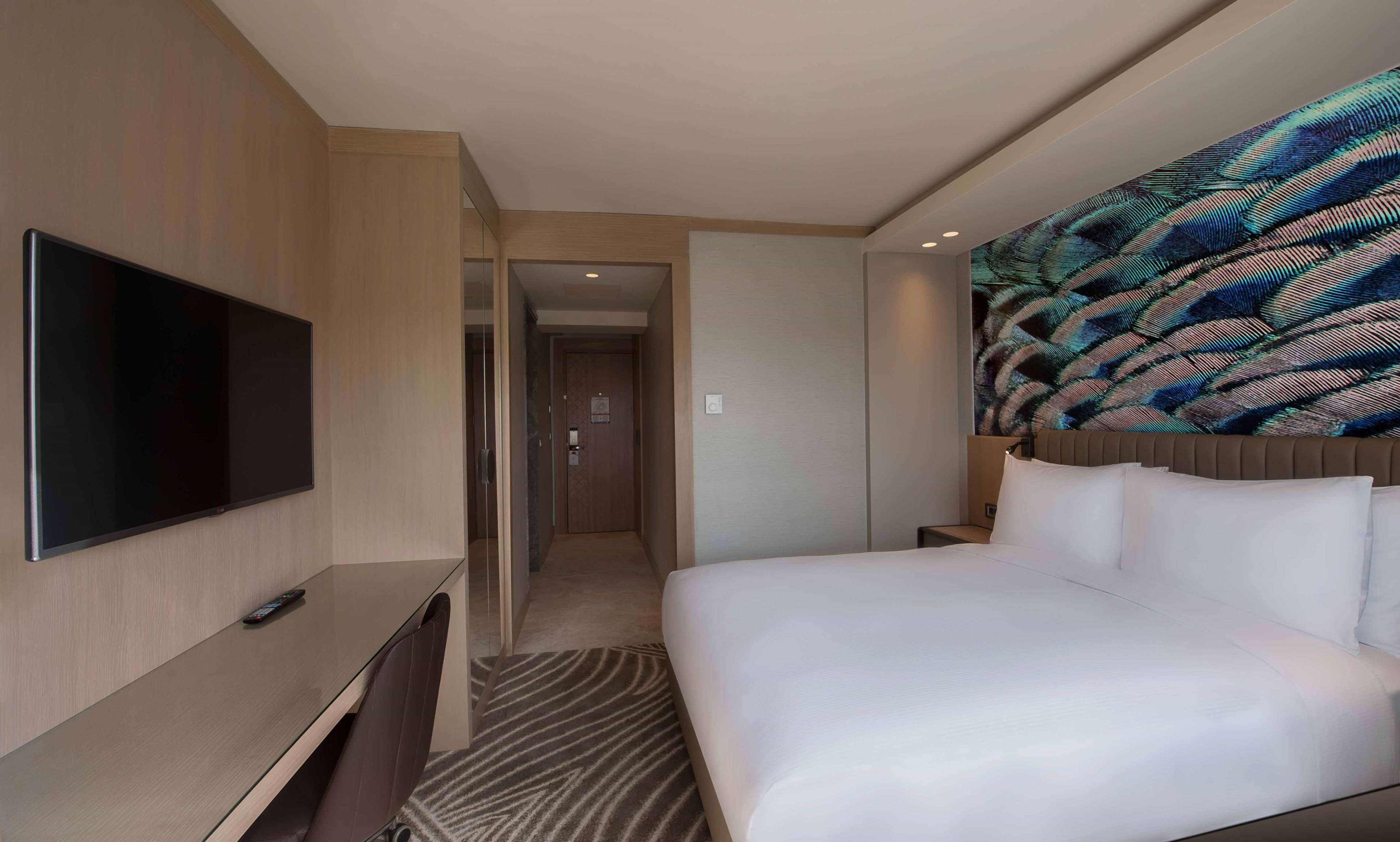 DoubleTree by Hilton Hotel Istanbul - Sirkeci - Tap to explore photos