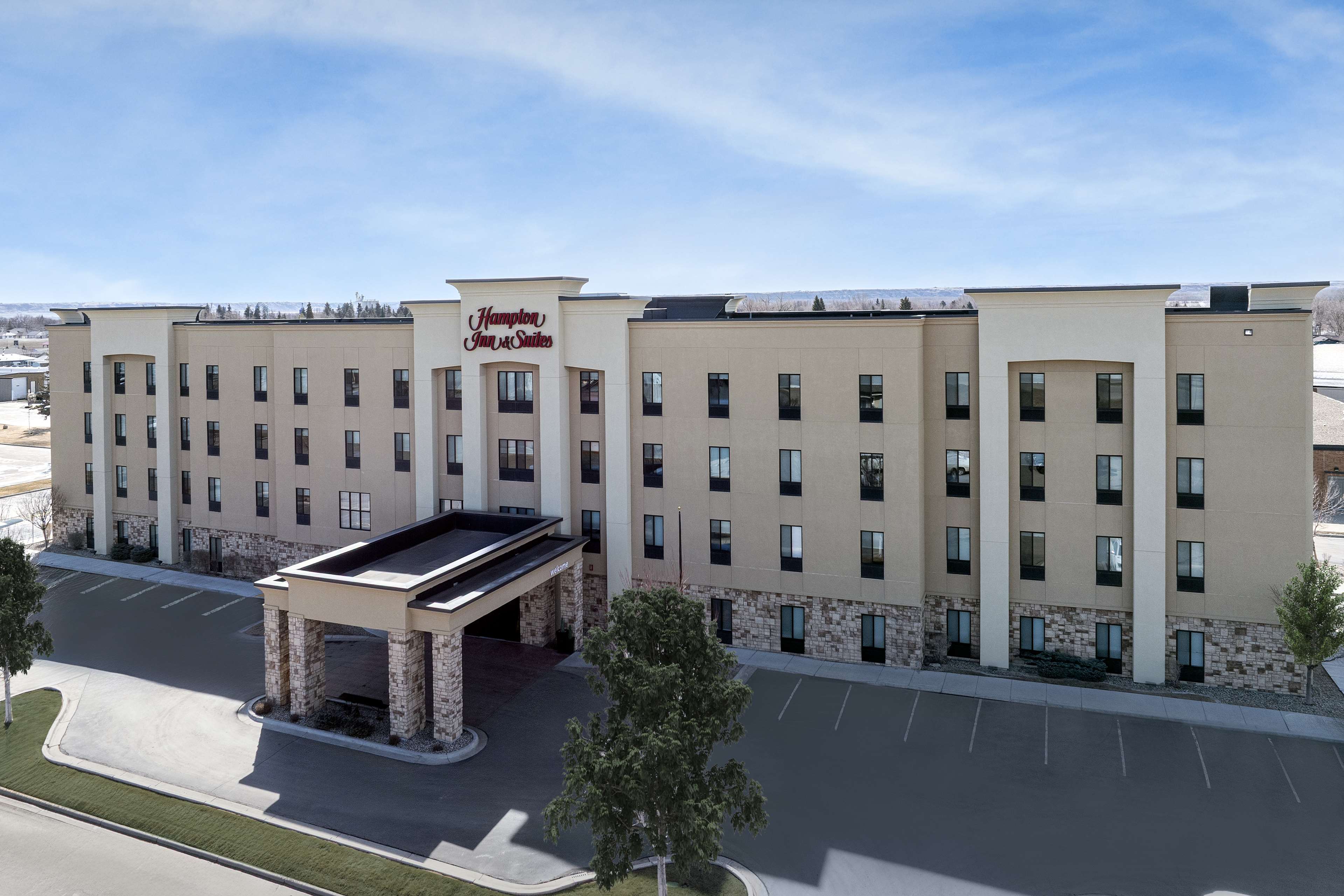 Hampton Inn & Suites by Hilton Williston - Tap to explore photos