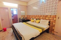 Hotel O R P Royal