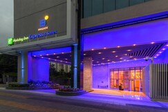 Holiday Inn Express & Suites, OMR Bengaluru