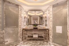 Waldorf Astoria Shanghai on the Bund by Hilton