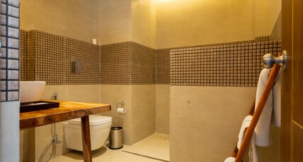 Casa Galwan Room Type - Casa BNB with Balcony